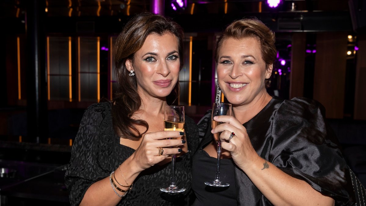 Hannah & Amanda i vinbråk: Sorg för oss